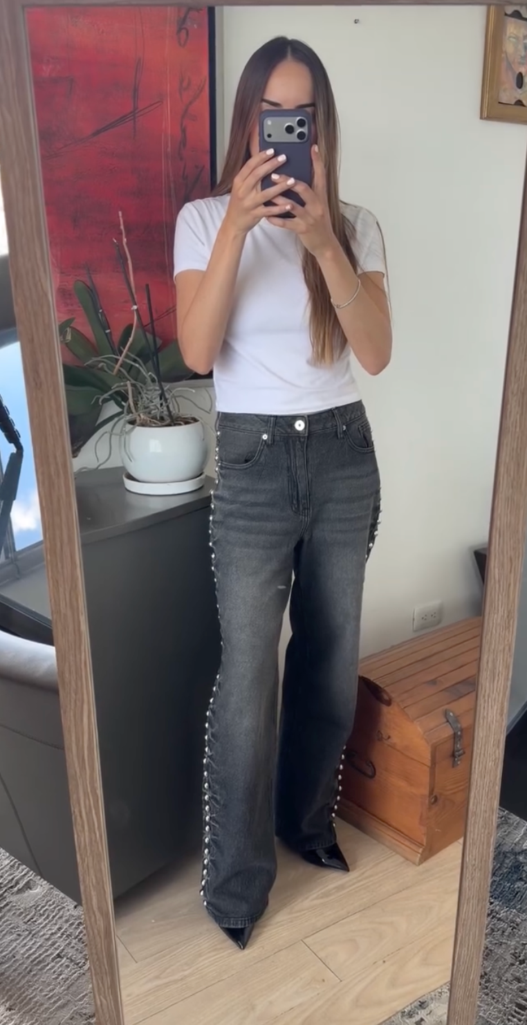 Monroe black denim